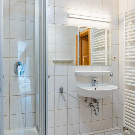 Apartmenthaus Chrischanshof * Rostock